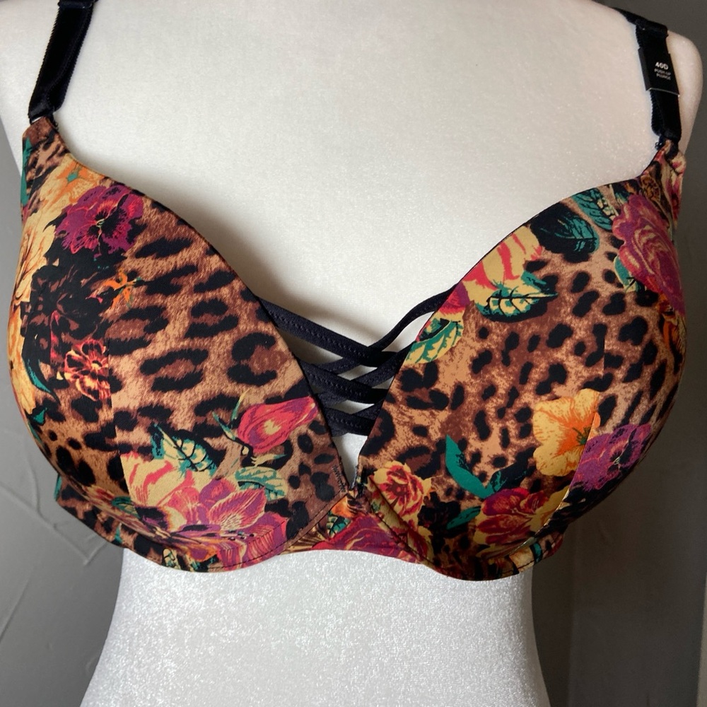 Torrid push up bra.
